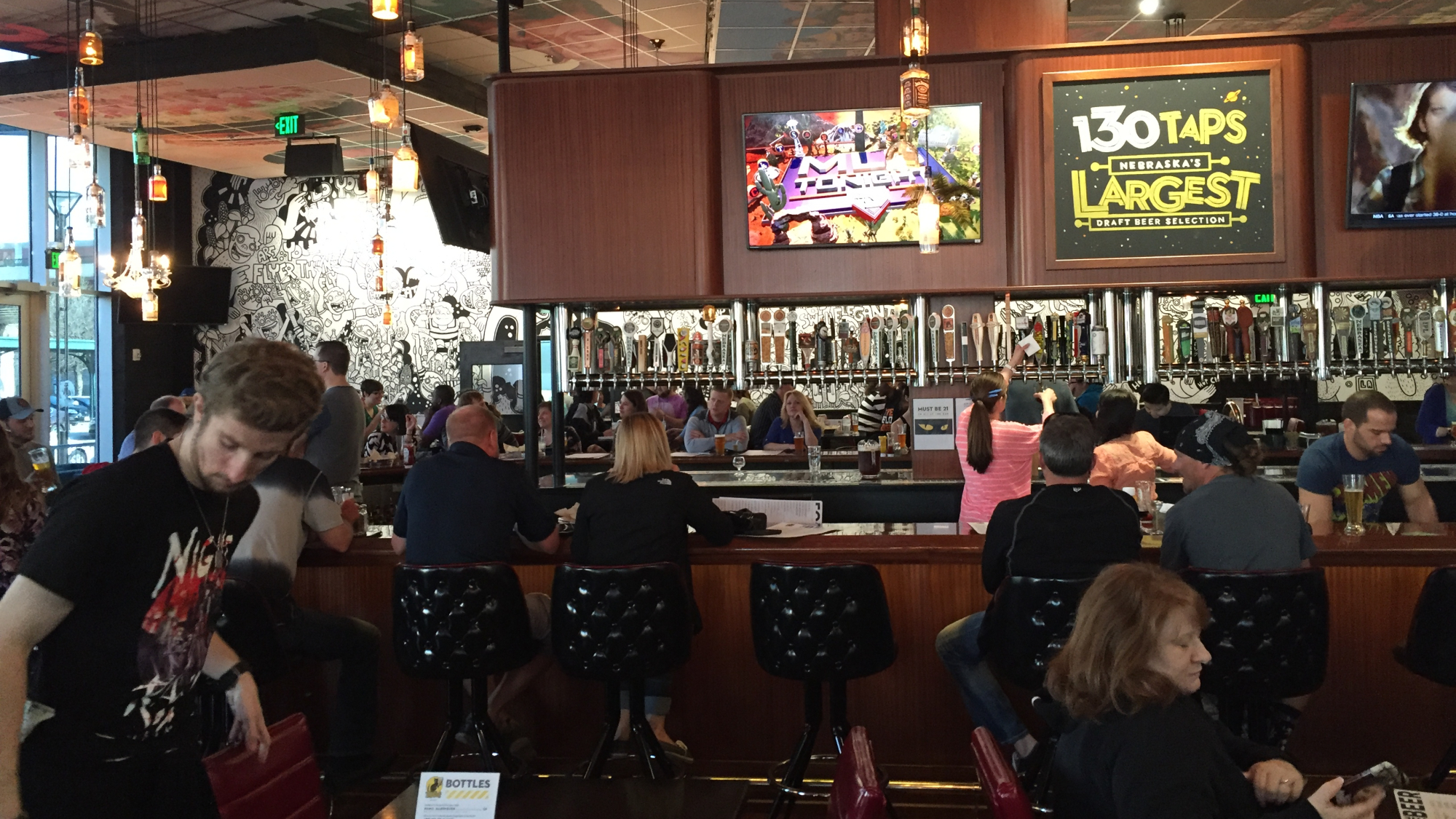 Restaurant Review: Hopcat - Restaurant Hoppen