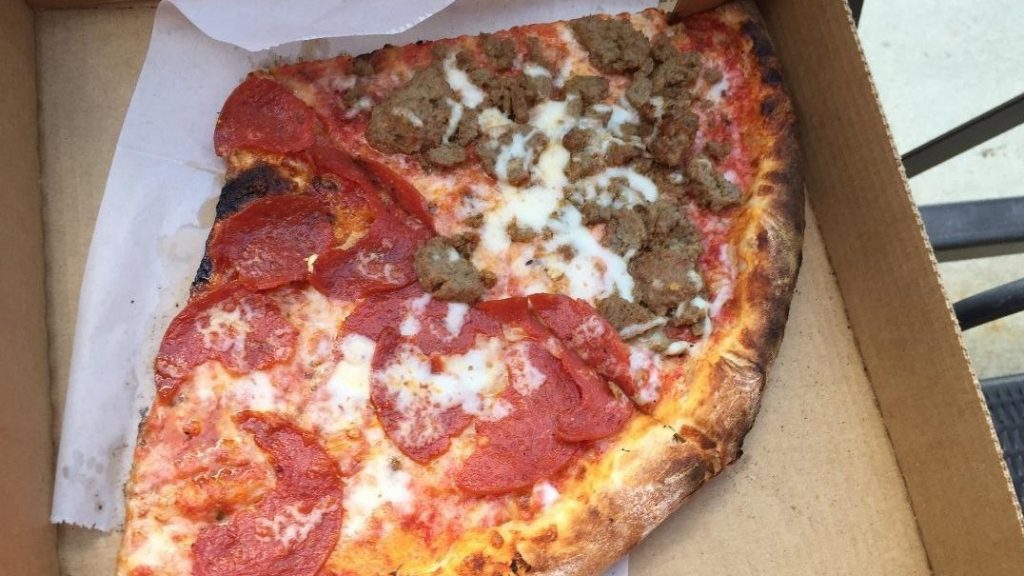 Restaurant Hoppen: Omaha's best pizza by-the-slice joints