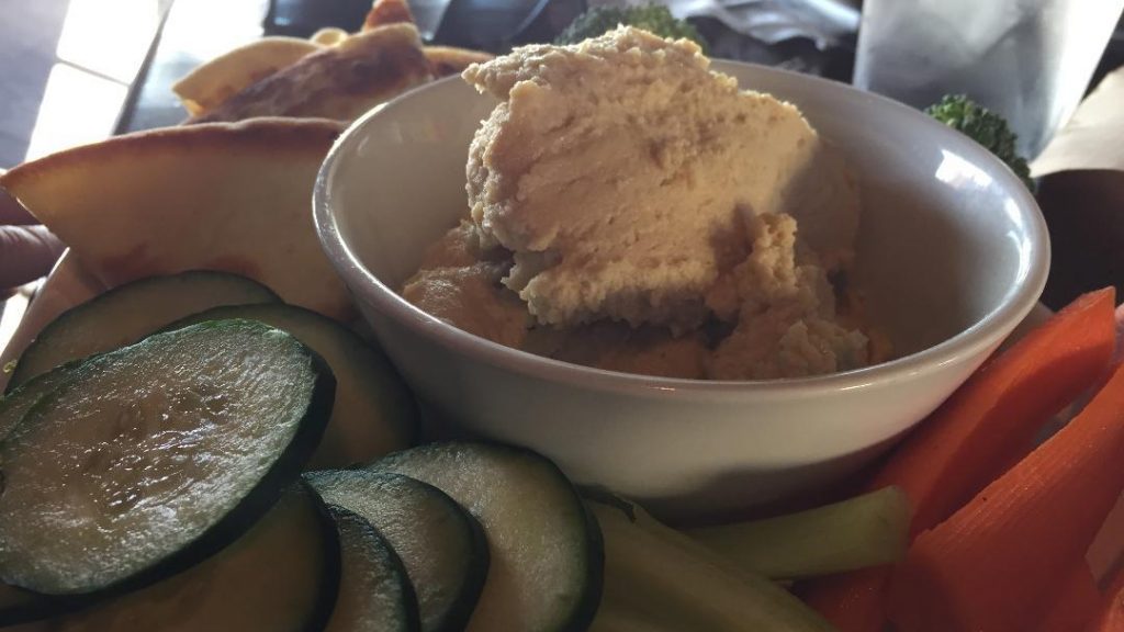 Local Hummus & Vegetable Plate