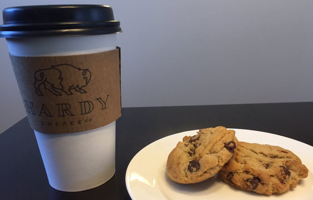Hardy Coffee Latte & Chocolate Chip Cookies