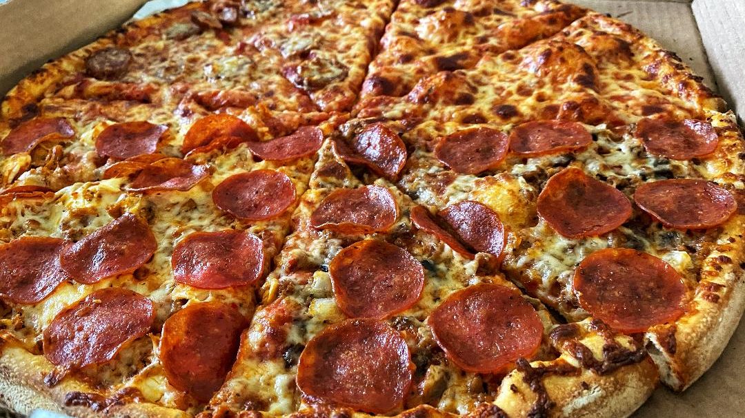 Restaurant Hoppen: Omaha's best pizza by-the-slice joints