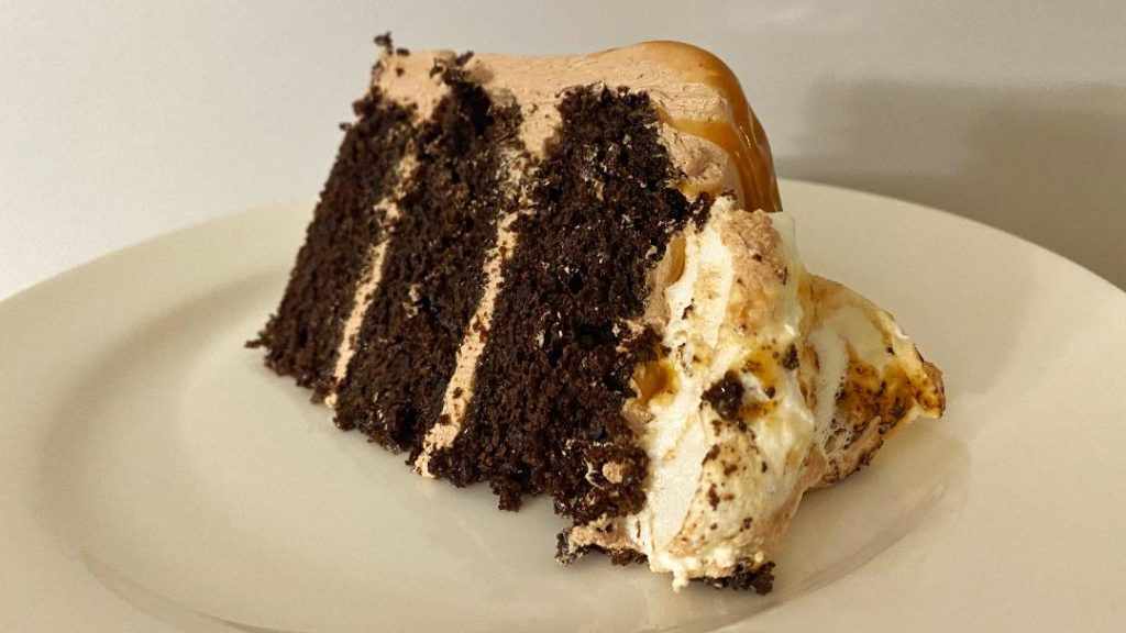Magical Chocolate Buttered Marshmallow Cake Slice