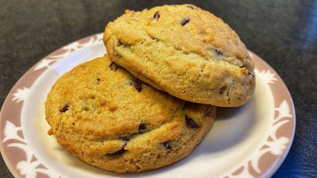 Sweet Magnolia's Chocolate Chip Cookie