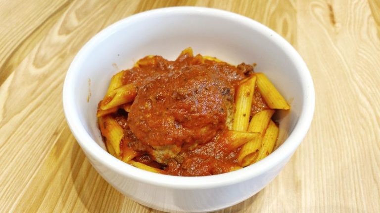 La Casa Mostacolli & Meatball