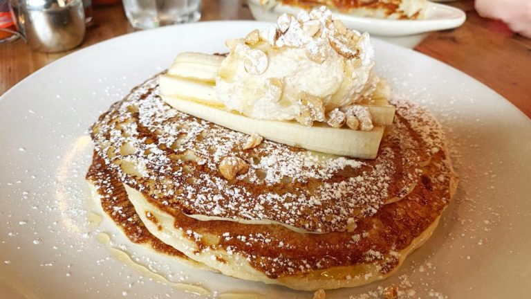 https://restauranthoppen.com/wp-content/uploads/2022/05/Saddle-Creek-Breakfast-Club-Peanut-Butter-Pancakes-e1653186524556-768x432.jpeg
