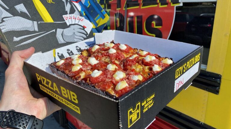 Izzy's Pizza Bus Red Harvest (in box)