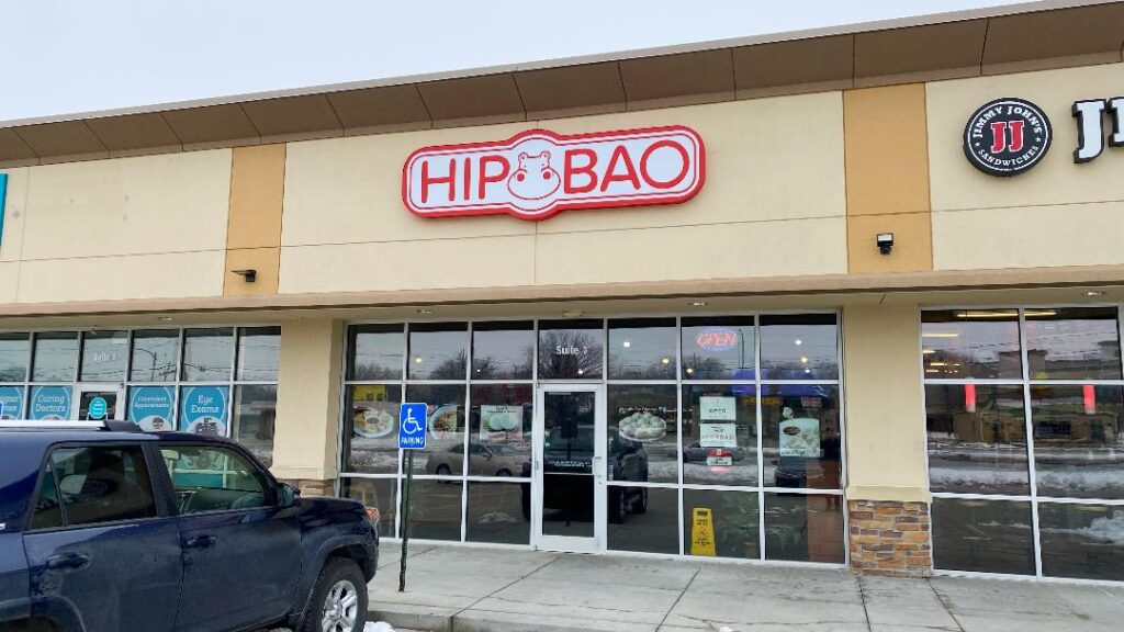 Hip Bao Outside