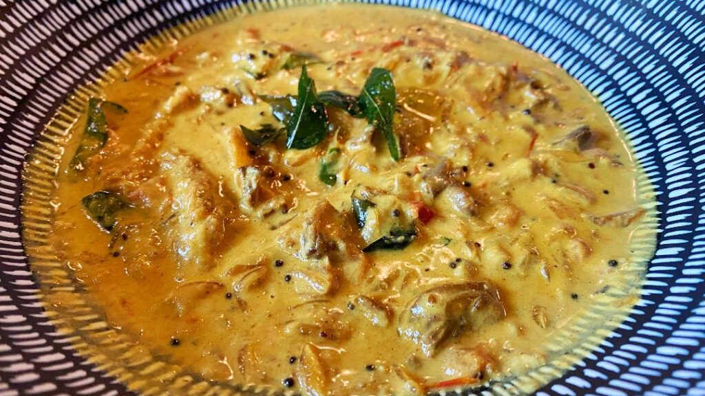 Kinaara Flavor Country Farms Mushroom Curry