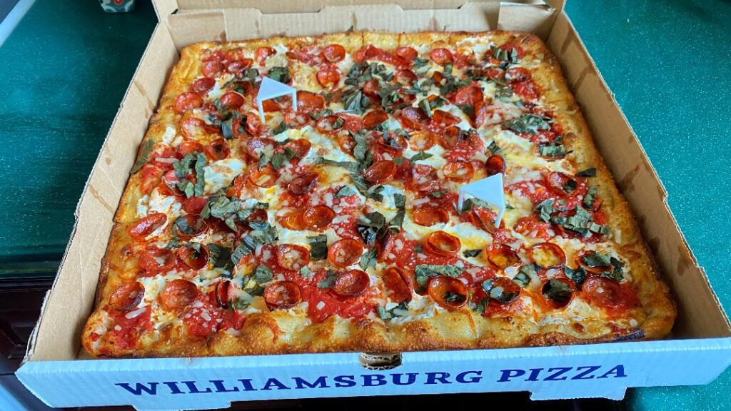Williamsburg Pizza Cup & Char Grandma