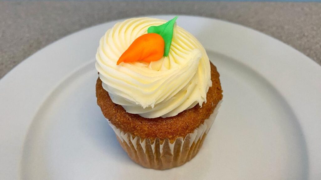 Dave's Cakes of Omaha Carrot Cake Cupcake