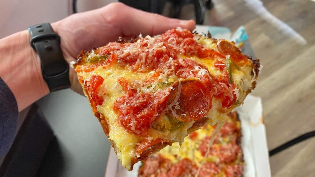 Izzy's Pizza Honeypeno Slice