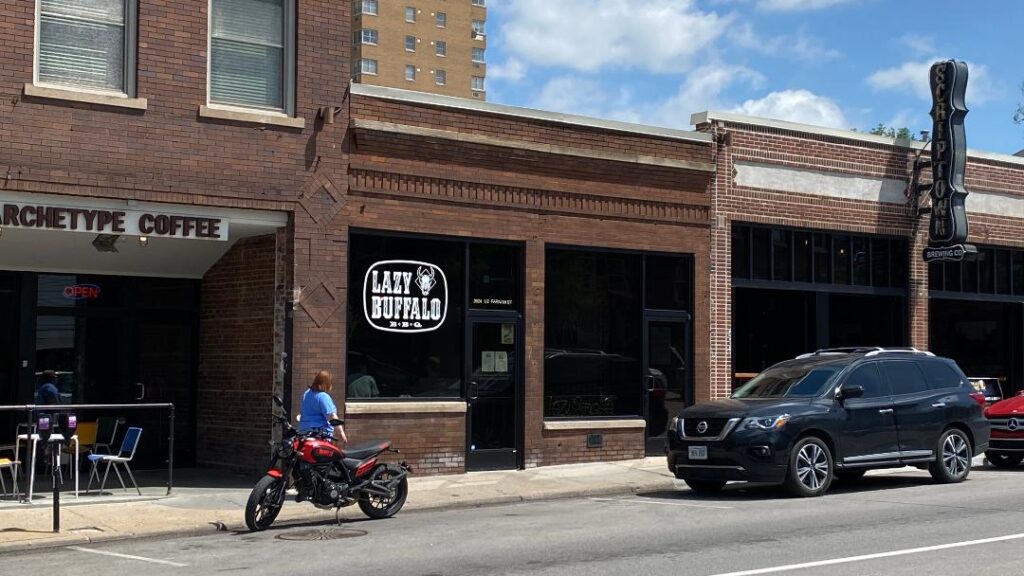 Lazy Buffalo BBQ Exterior