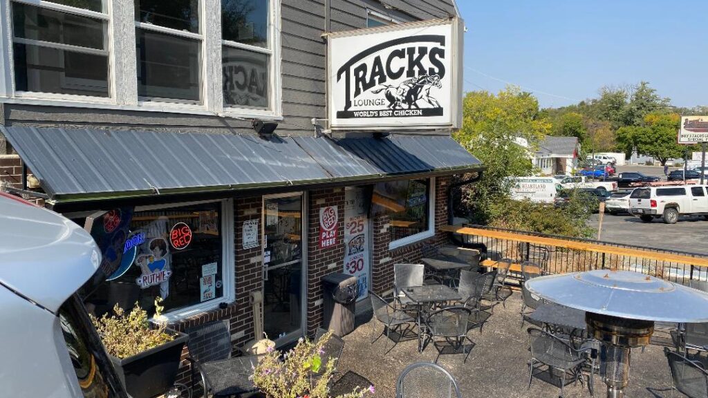 Tracks Lounge Exterior