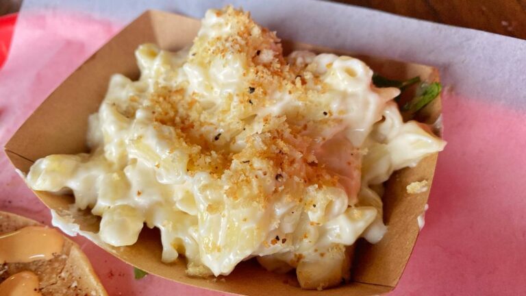 J's Smokehouse Mac & Cheese