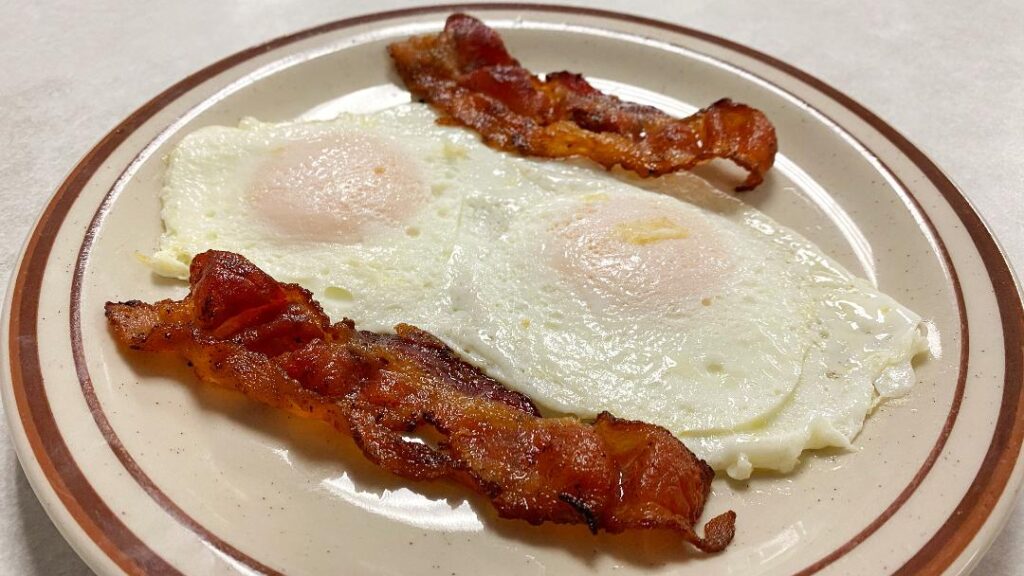 Vidlak's Brookside Cafe Bacon & Eggs