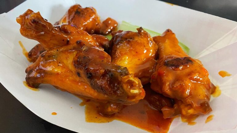 Tracks Lounge Mango Habanero Wings