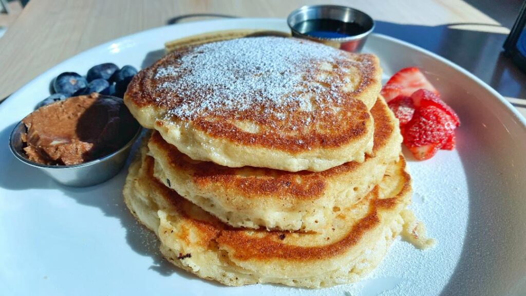 Good Lookin' Ricotta Pancakes