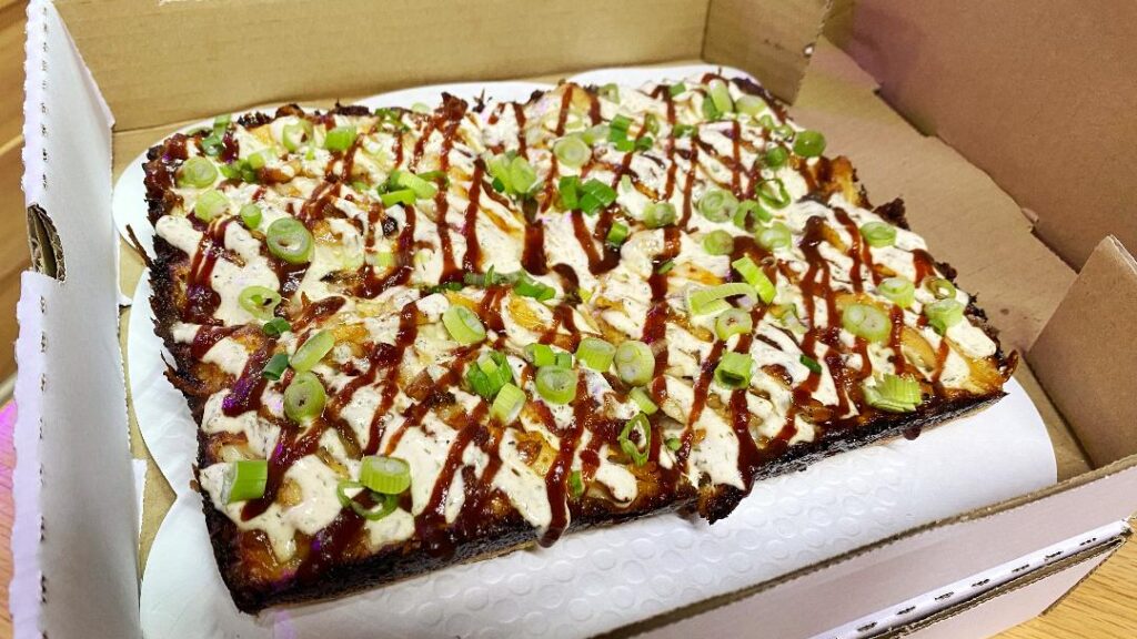 Izzy's Pizza Miss Mona Pizza