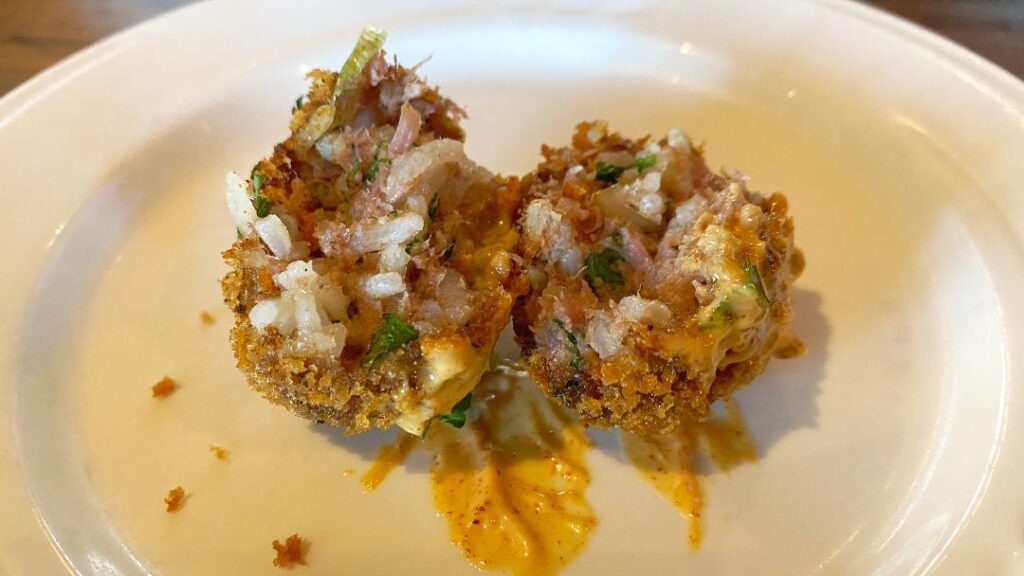 Mouth of the South Boudin Ball (inside)