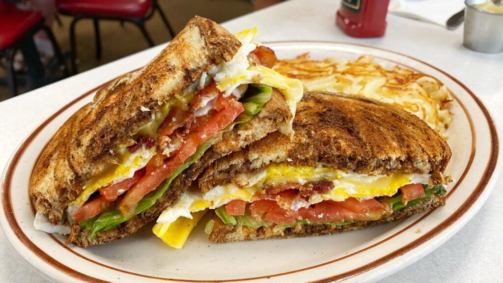 Vidlak's Family Eggstacy