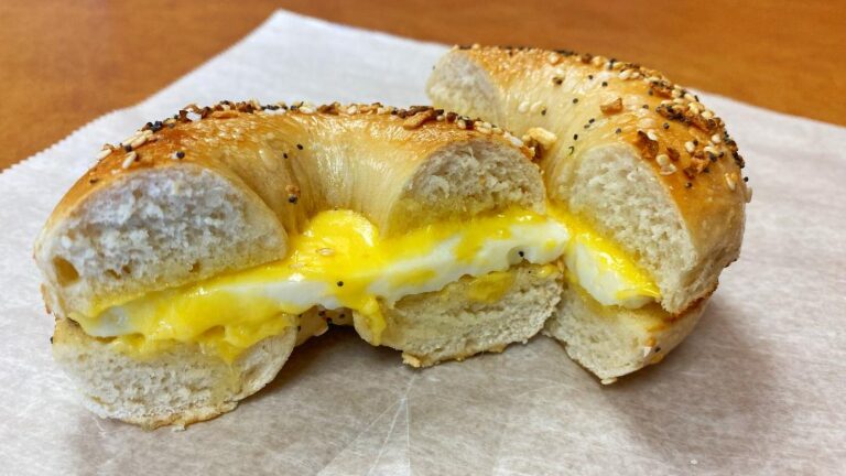 Bagel Bin Egg Mitt Bagel