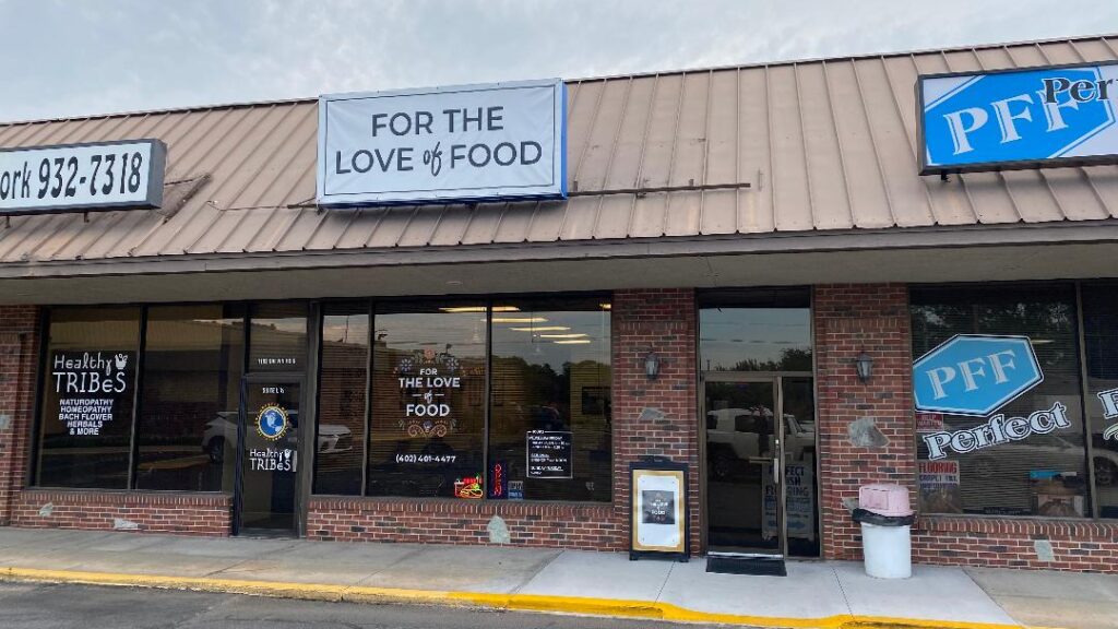 For the Love of Food Cafe IM-Pressed Blueberry Brioche Brekky Sammy Exterior
