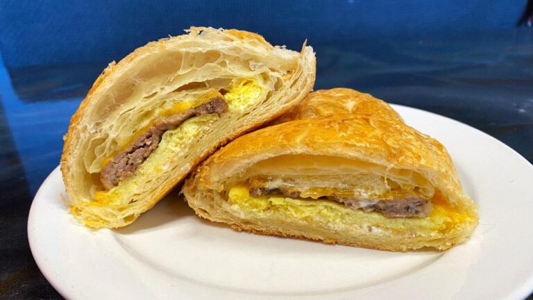 Le Quartier Breakfast Sandwich Sausage & Cheddar