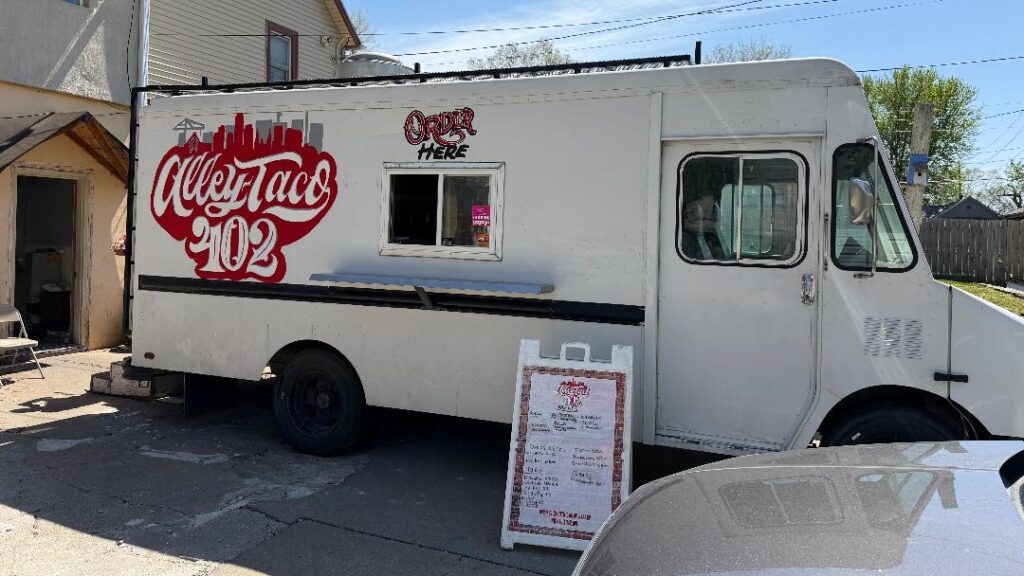 Alley Taco 402 Food Truck