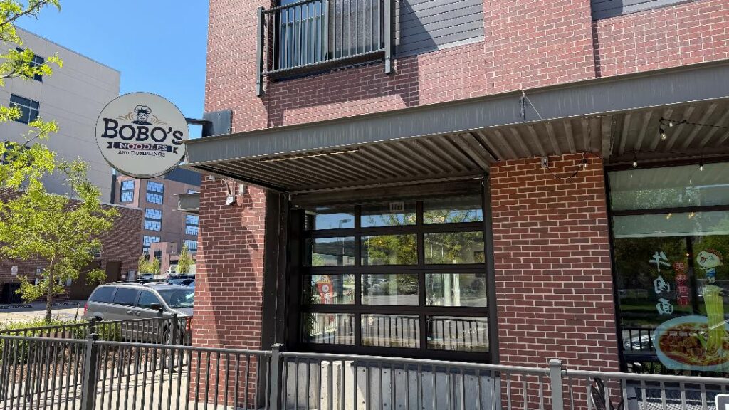 Bobo's Noodles & Dumplings Exterior
