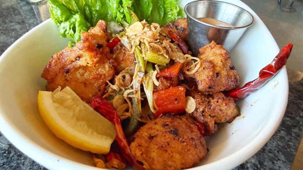Bobo's Noodles & Dumplings Szechuan Chicken
