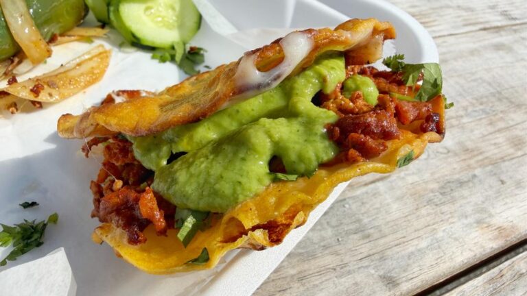 Ma' Mona Al Pastor Vampiro Taco