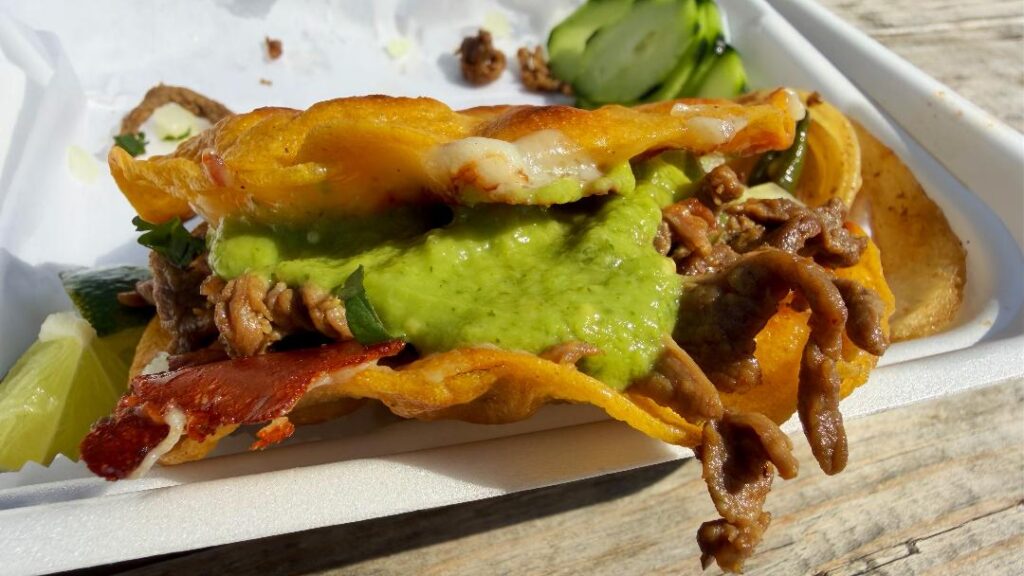 Ma' Mona Asada Vampiro Taco