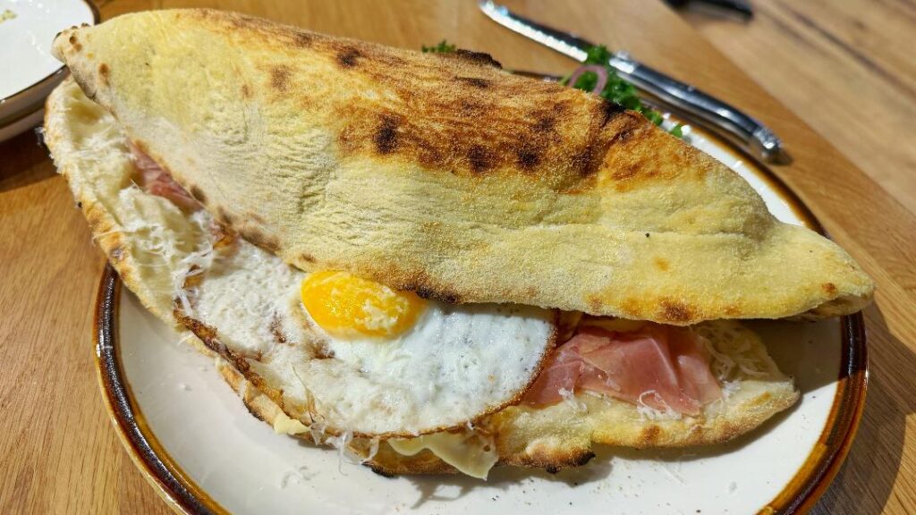 Dolomiti Ham & Egg Panouzzo