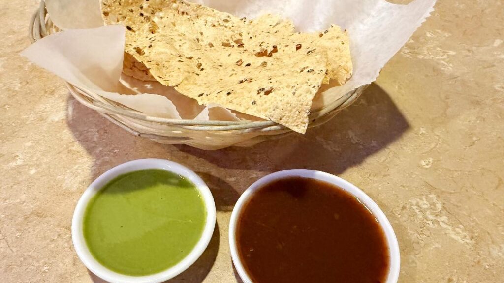 Star Indian Cuisine Papad w: Sauces