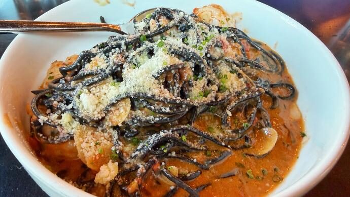 Via Farina Spaghetti Nero Fra Diavolo