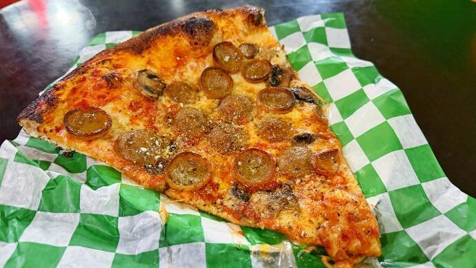 Virtuoso Pizzeria Sausage & Shrooms